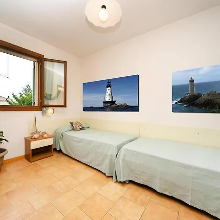 Apartment Terraced House Near Sandy *